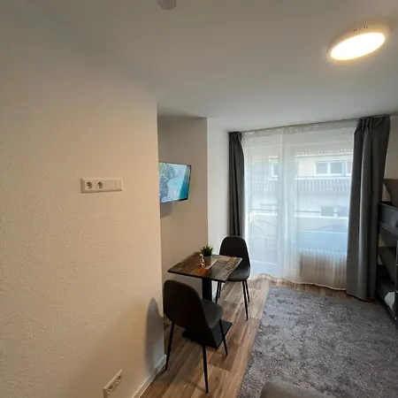 Hub 14 - Mit Balkon *
