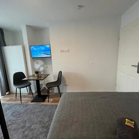 Hostal Hub 14 - Mit Balkon Karlsruhe
