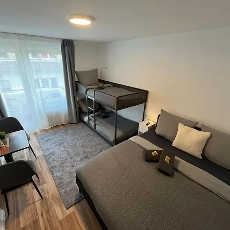 Hub 14 - Mit Balkon * Karlsruhe
