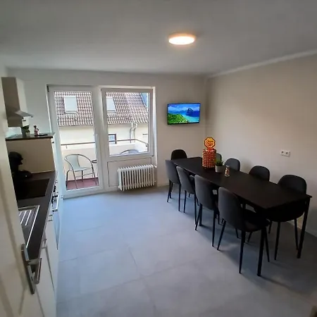 Hub 14 - Mit Balkon *