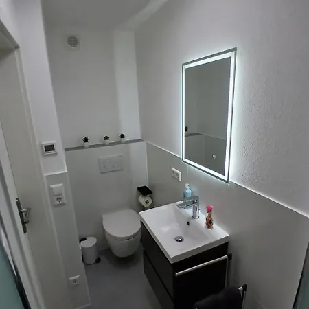 Hub 14 - Mit Balkon Hostal *