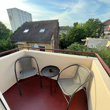 Hub 14 - Mit Balkon *